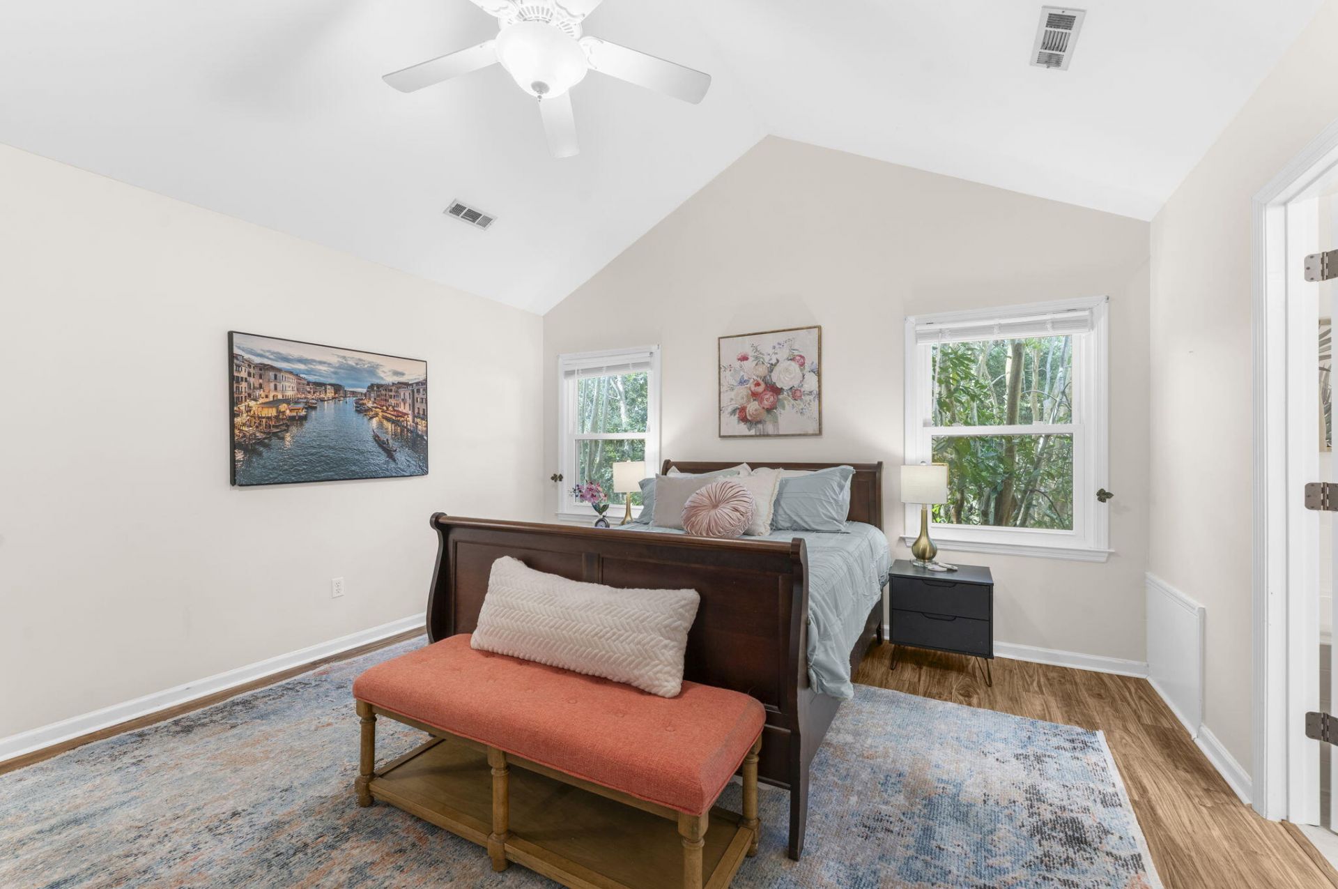 906 Travers Drive Photo 30
