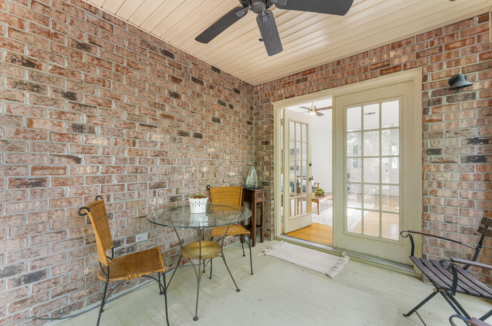 906 Travers Drive Photo 40