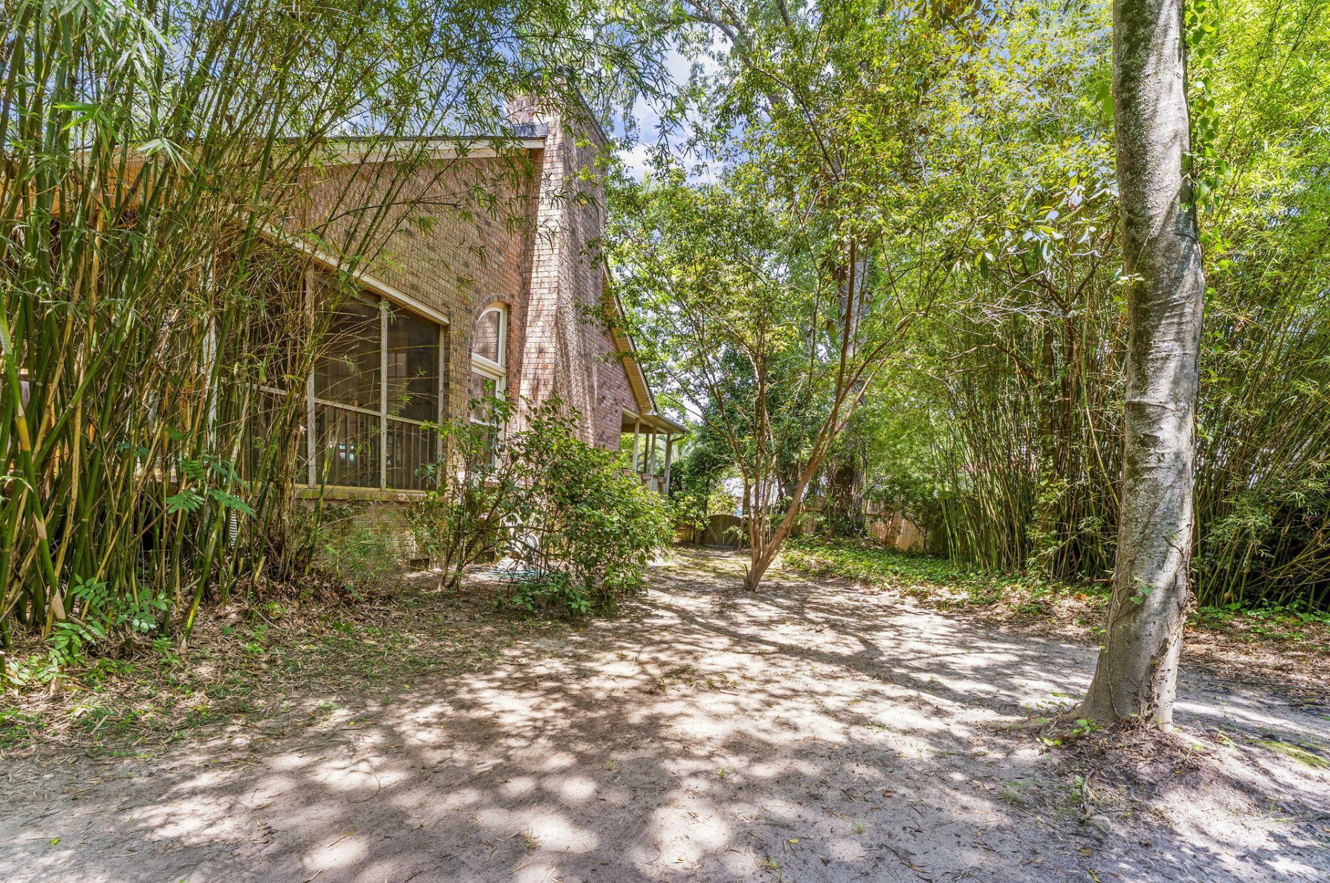 906 Travers Drive Photo 45