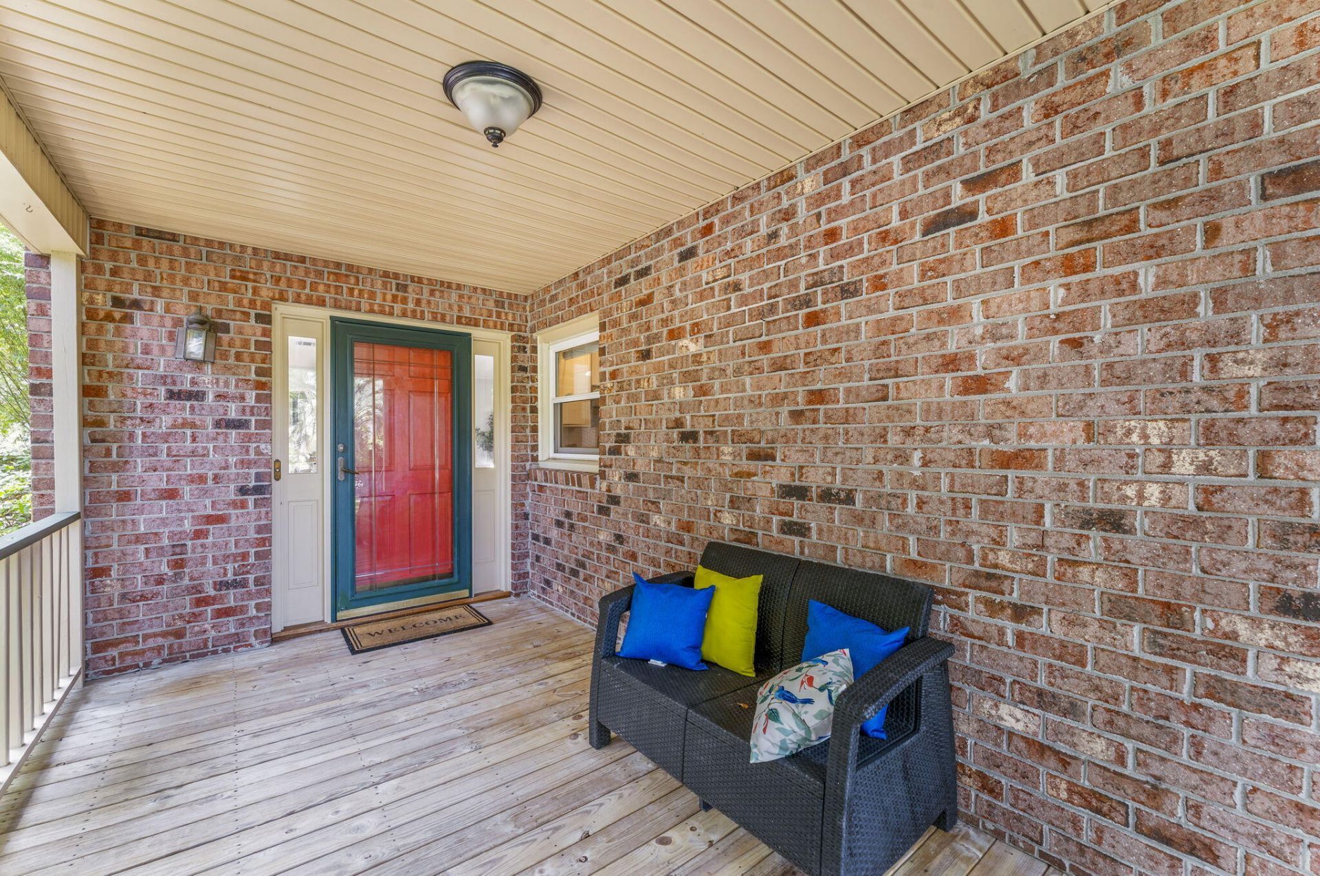906 Travers Drive Photo 7