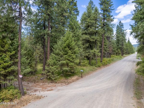 512 Everett Huff Rd , Oldtown, ID 83822