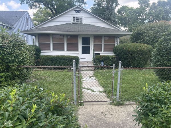 3906 Hoyt Avenue , Indianapolis, IN 46203