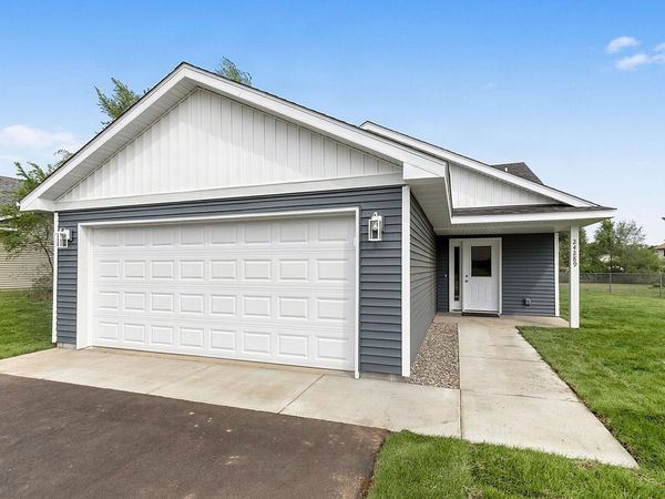 24289 Forest View Circle , Saint Augusta, MN 56301