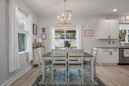 8853 Arbor Glen Drive photo 4