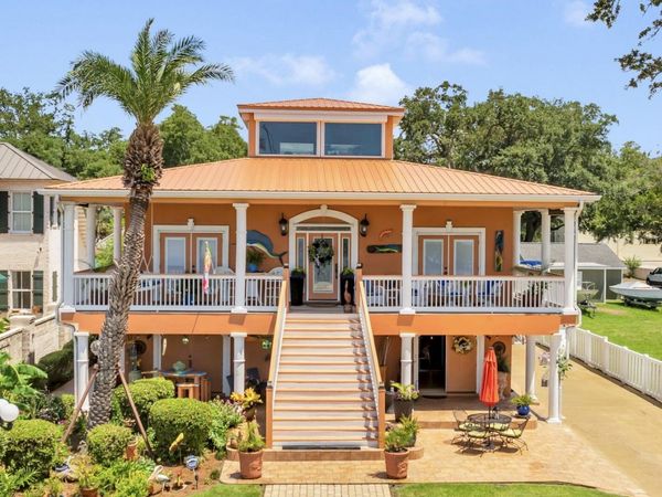 1456 Beach Boulevard, Biloxi, MS 39530