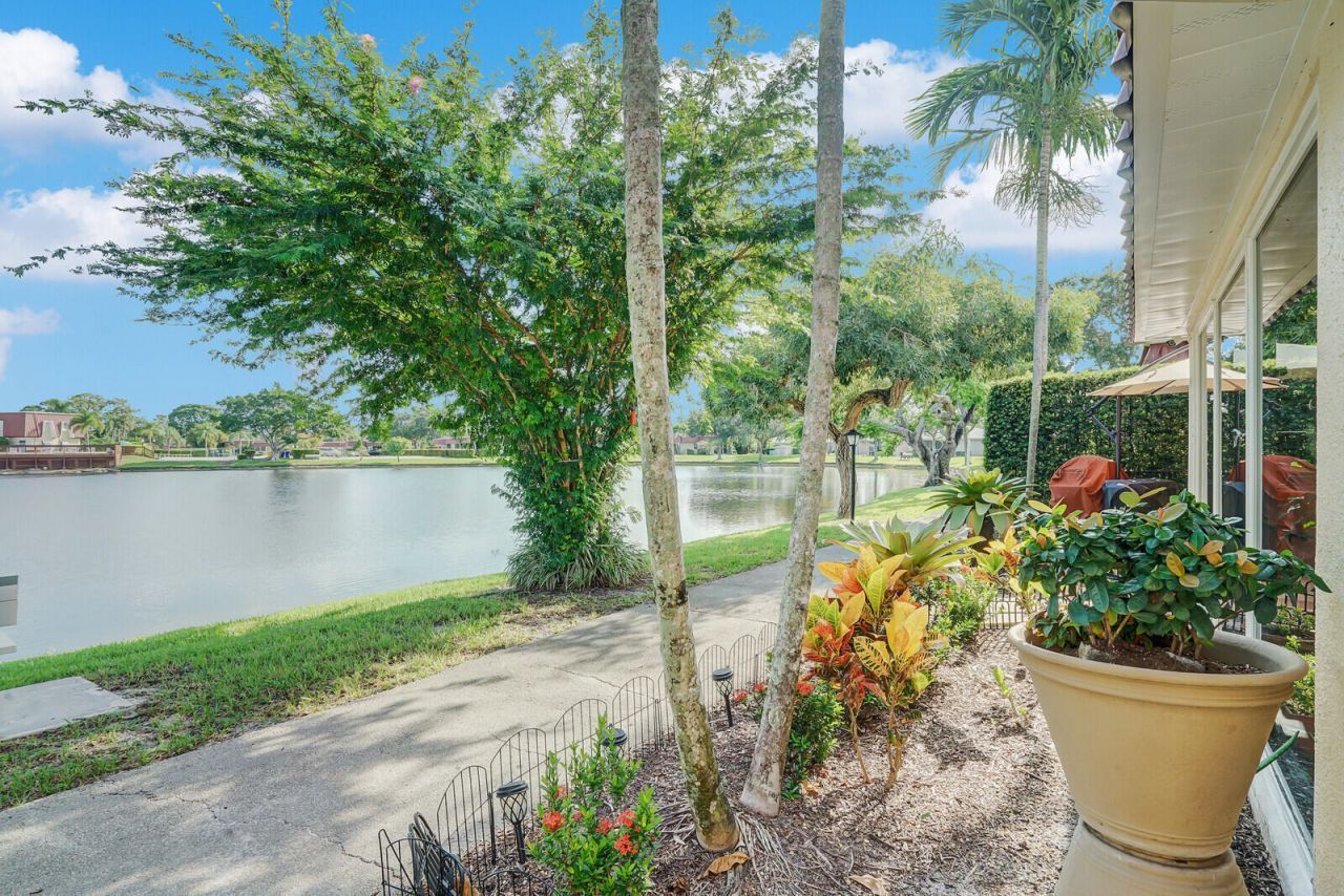 772 Nantucket Circle, Greenacres, FL 33467 Photo