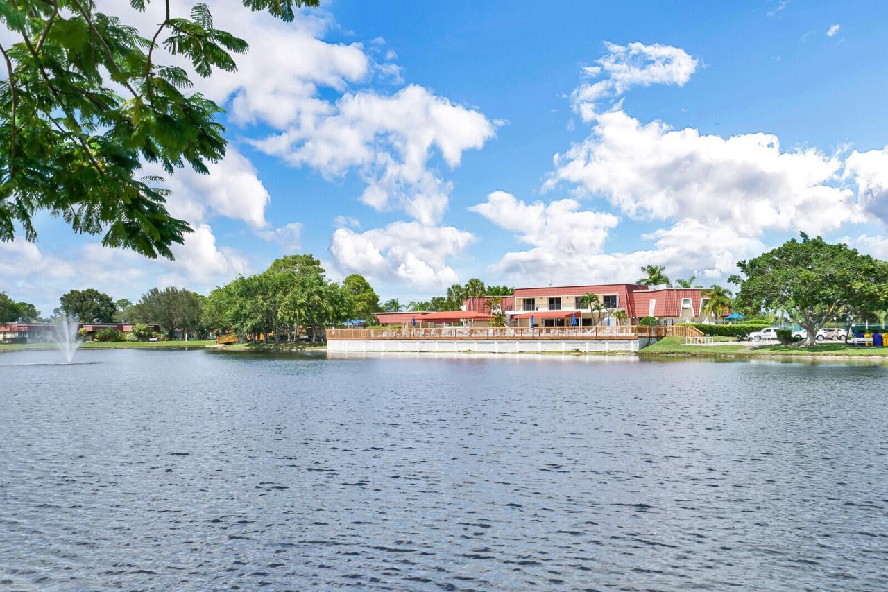772 Nantucket Circle, Greenacres, FL 33467 Photo
