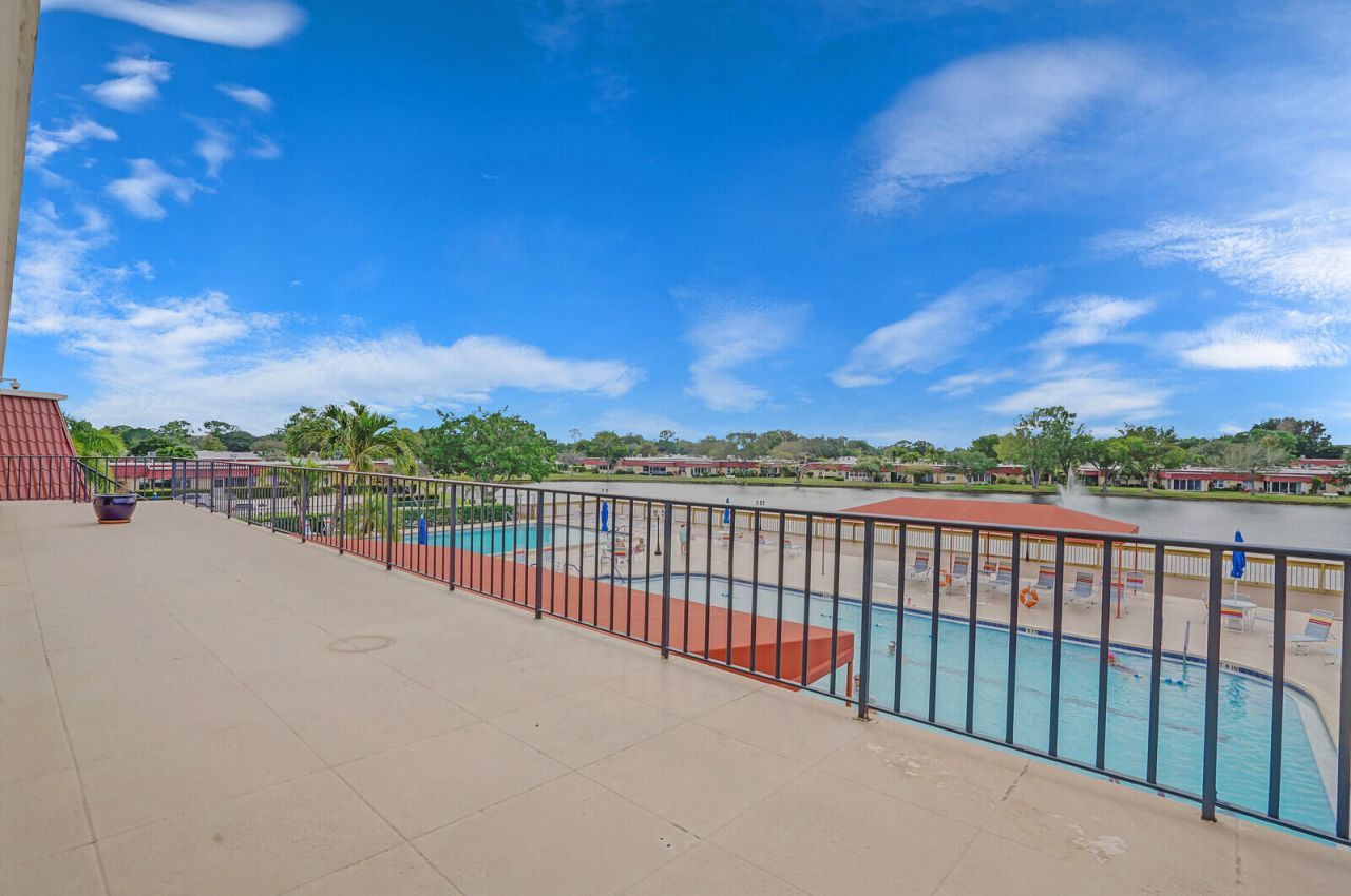 772 Nantucket Circle, Greenacres, FL 33467 Photo