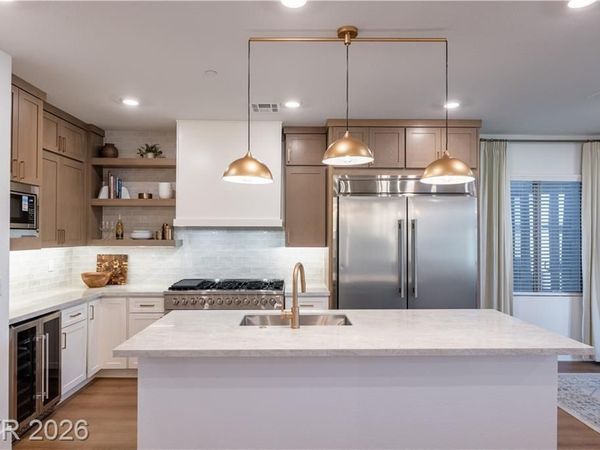 11552 Observation Point Avenue, Las Vegas, NV 89138
