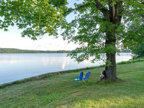 104 Brunnell Ave, Unit 104, Brookfield, MA 01506