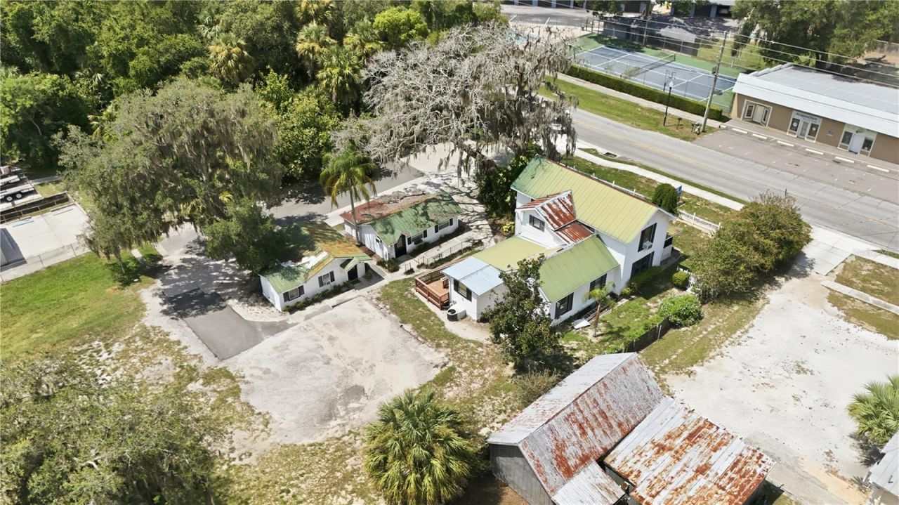 605 S Main Avenue, Minneola, FL 34715 Photo