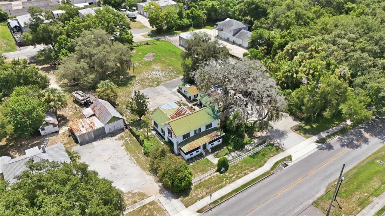 605 S Main Avenue, Minneola, FL 34715 Photo