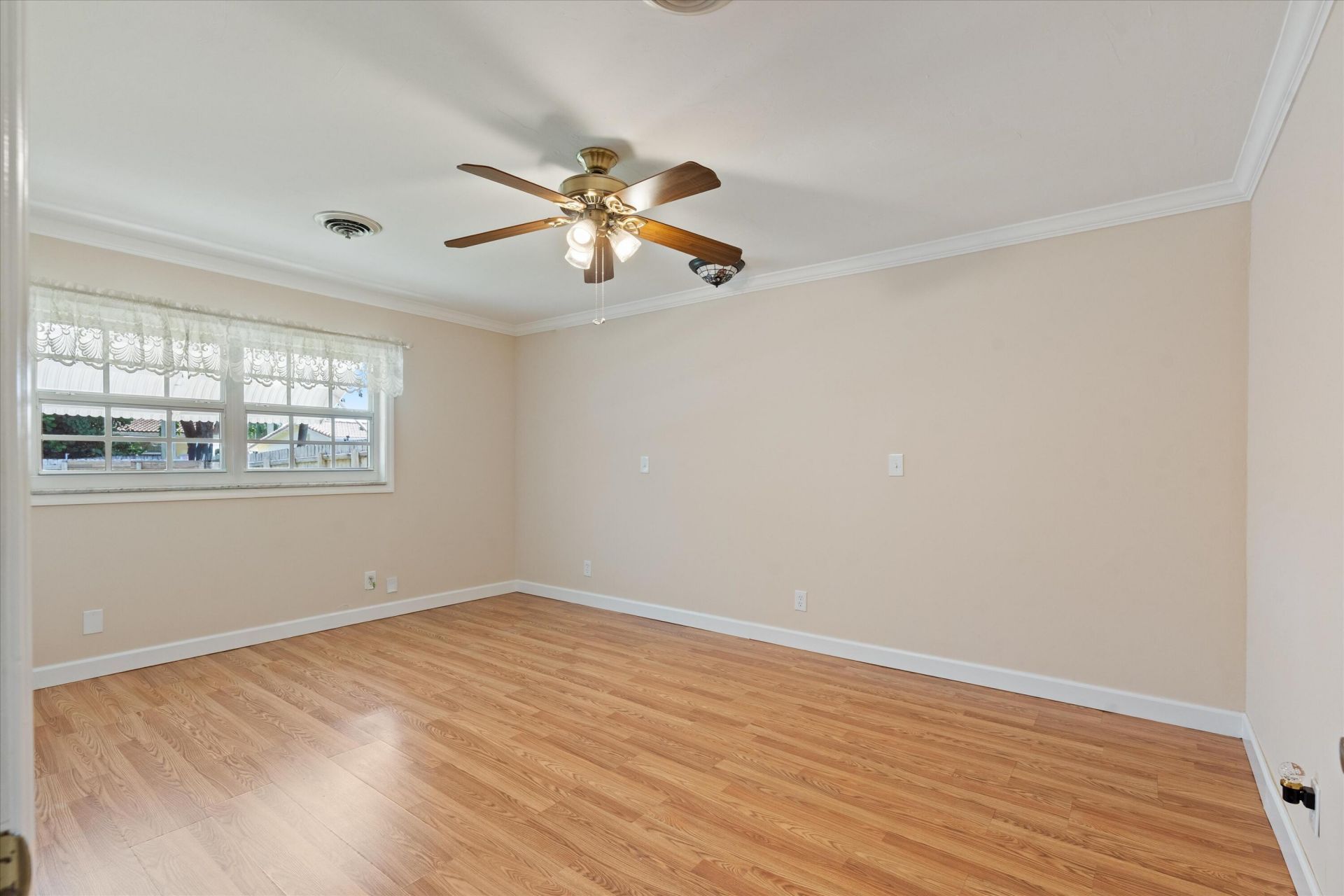 2107 N 15th Avenue, Hollywood, FL 33020 Photo
