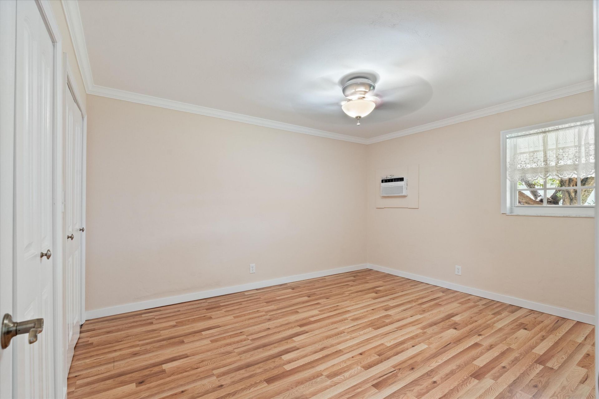 2107 N 15th Avenue, Hollywood, FL 33020 Photo