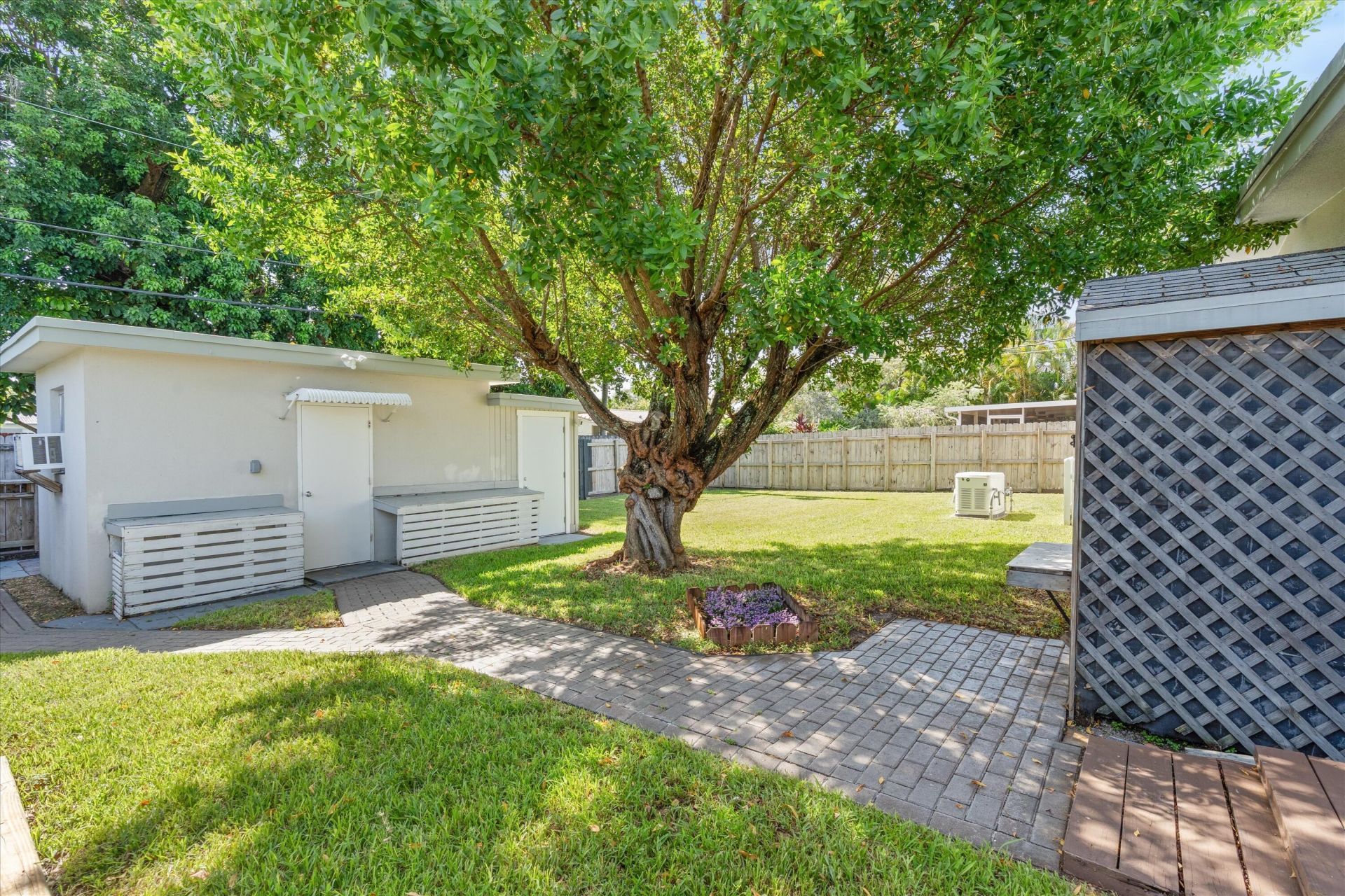 2107 N 15th Avenue, Hollywood, FL 33020 Photo