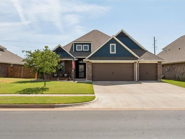 2816 Heather Haven, Moore, OK 73160