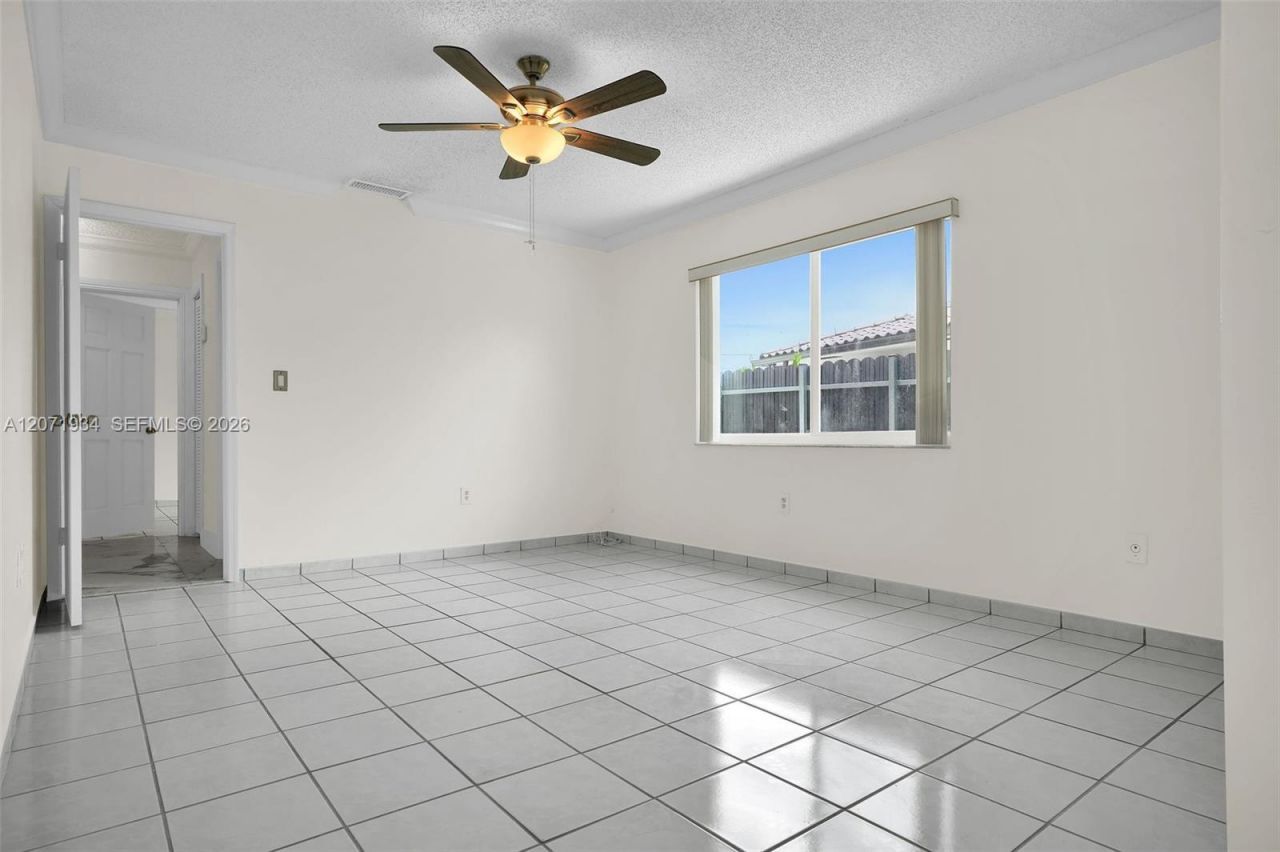 9031 SW 11th St, Miami, FL 33174 Photo