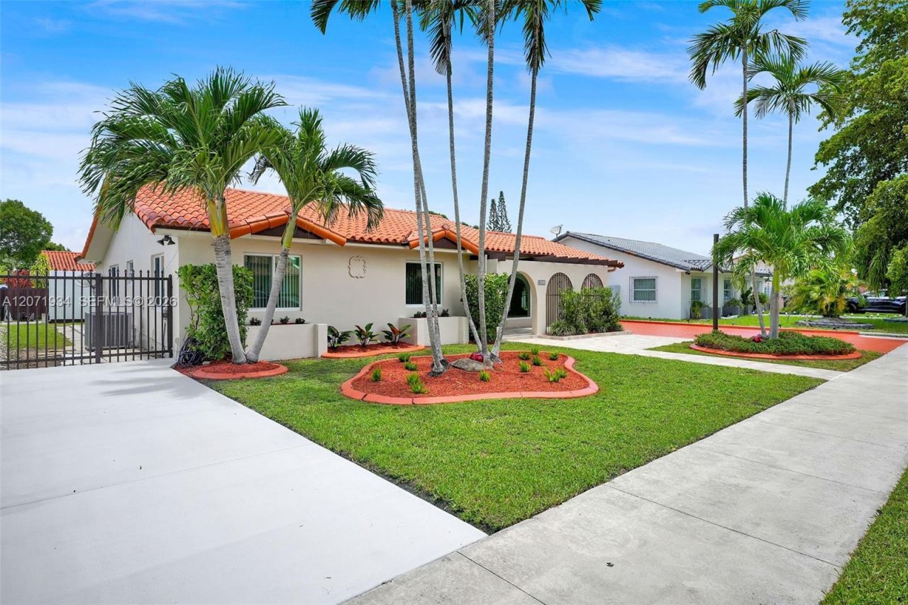 9031 SW 11th St, Miami, FL 33174 Photo