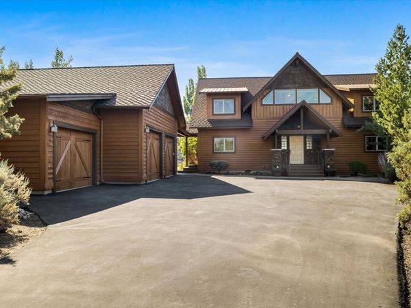 15510 SW Wooden Trestle Court, Powell Butte, OR 97753