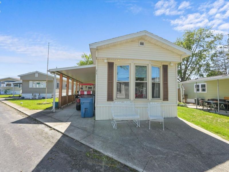 8175 North Shore Boulevard, Unit 71, Marblehead, OH 43440 Photo 3