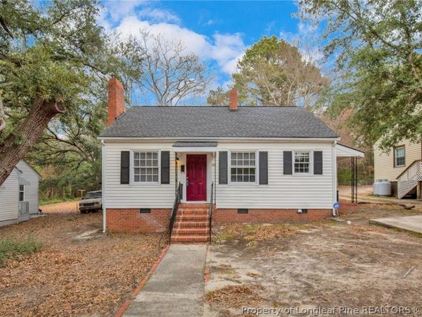 216 Hawthorne Road, Fayetteville, NC 28301