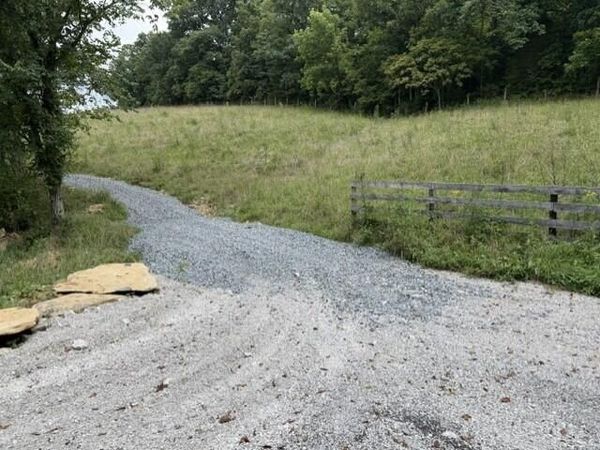 2318 Barlow Road, Cynthiana, KY 41031