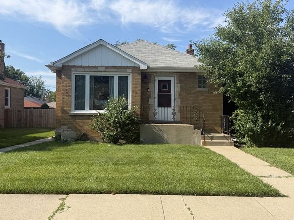 5120 Sherwin Avenue , Skokie, IL 60077