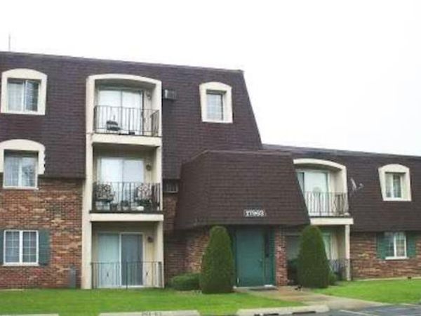17963 Amherst Court , Unit 102, Country Club Hills, IL 60478