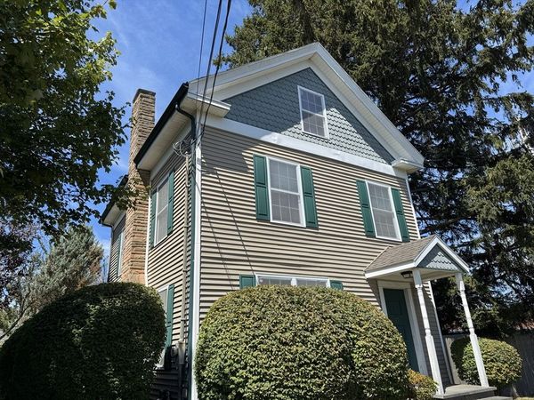 97 Sylvan St., Unit 7, Danvers, MA 01923