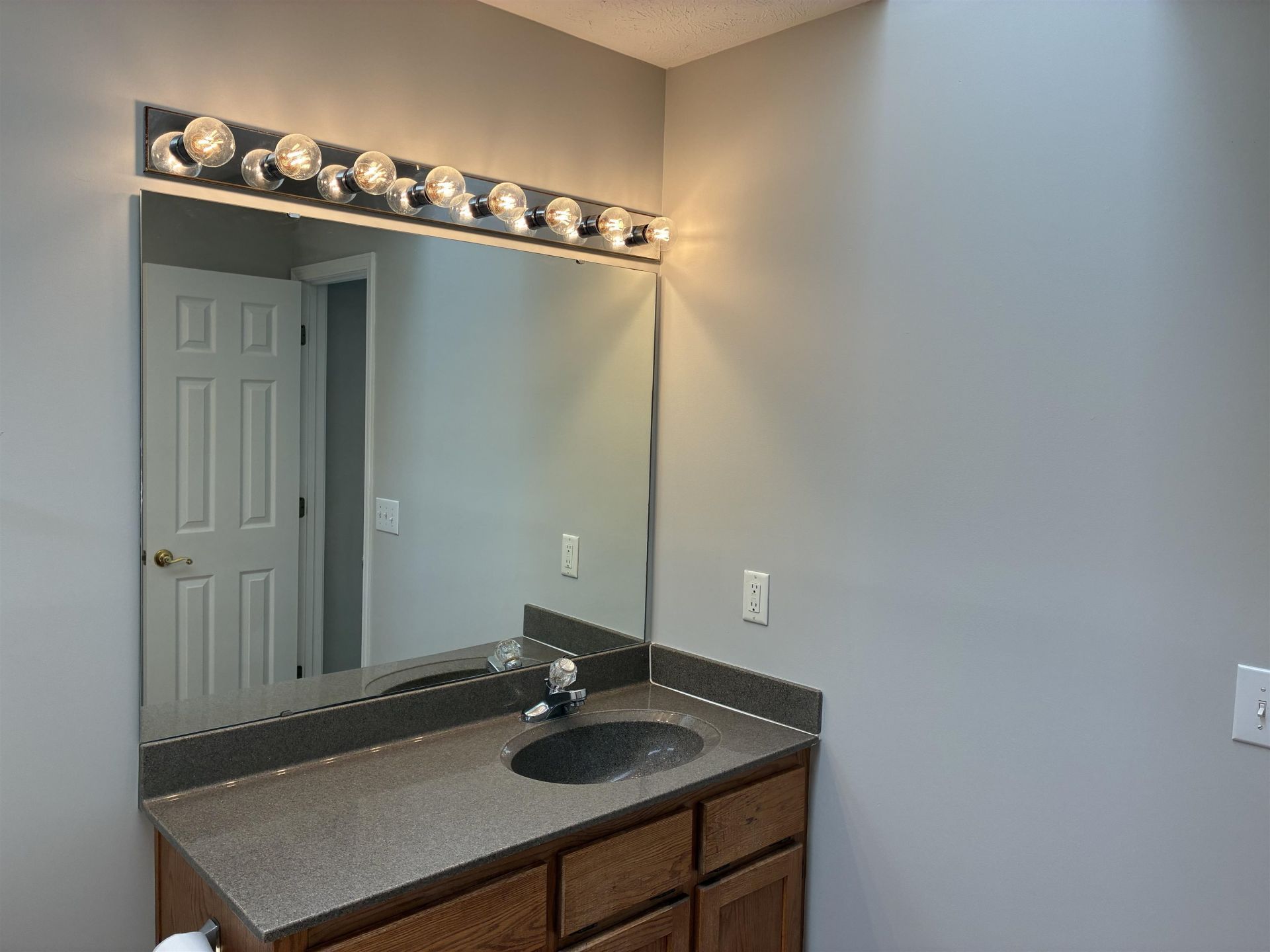 9565 Sullivan Dr. Photo 15