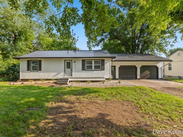 1769 Perry Street, Holland, MI 49424