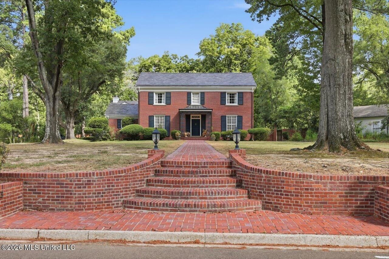 3851 Old Canton Road, Jackson, MS 39216 Main Photo