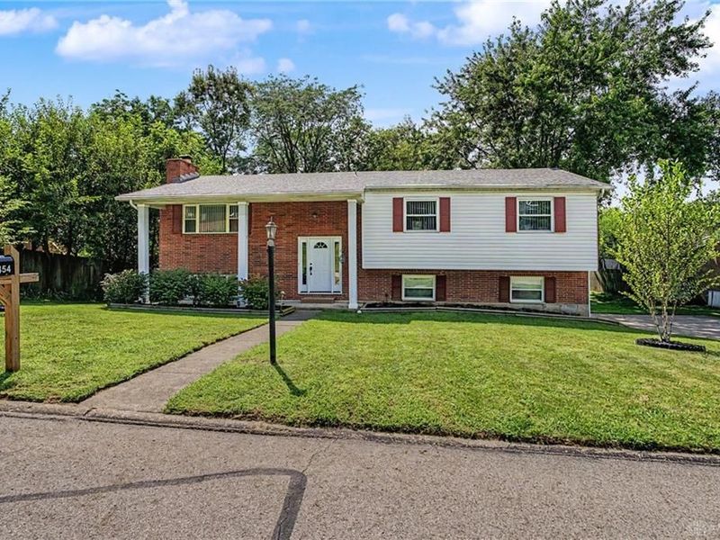 2454 Brahms Boulevard, West Carrollton, OH 45449 Photo 2