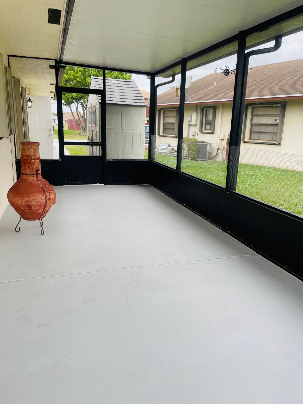 5318 Garden Hills Circle, West Palm Beach, FL 33415 Photo