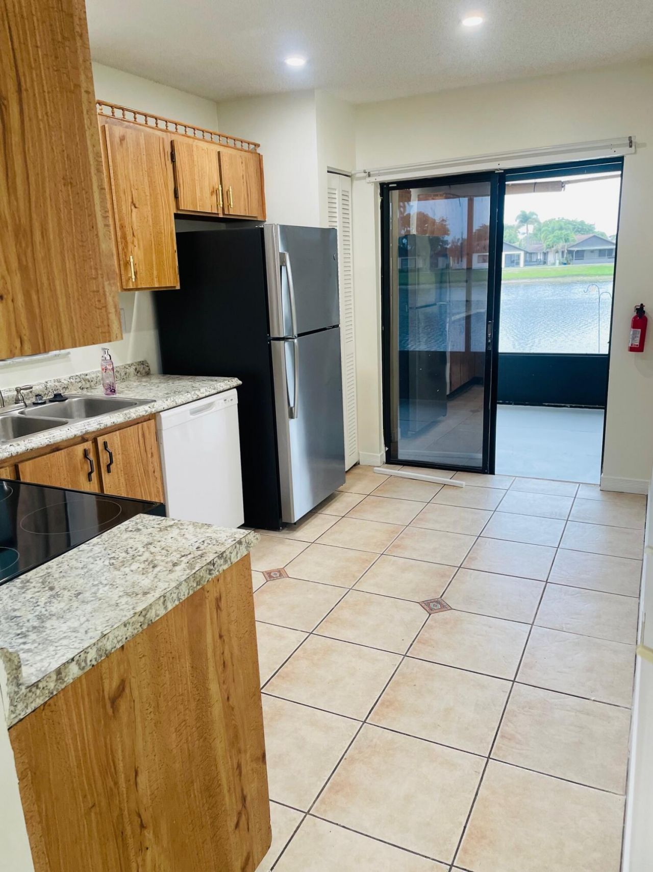 5318 Garden Hills Circle, West Palm Beach, FL 33415 Photo