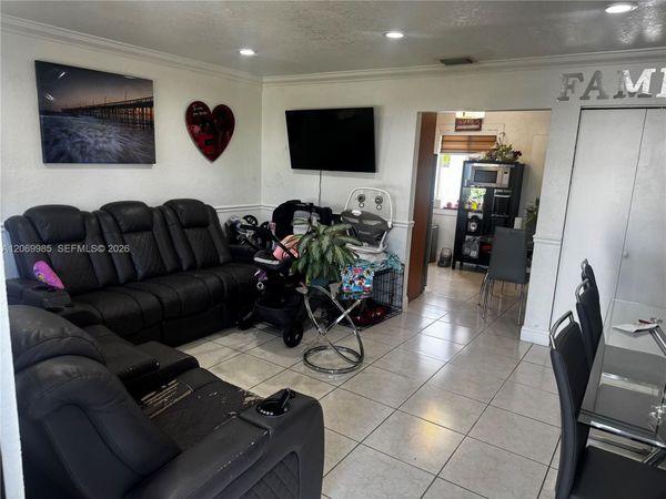 15200 Railroad Dr , Miami Gardens, FL 33054