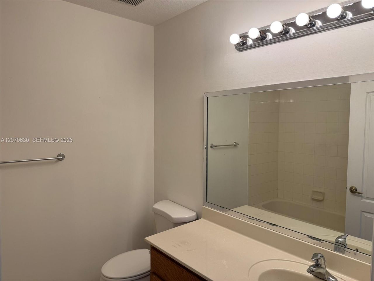 14043 SW 272nd St , Homestead, FL 33032 Photo