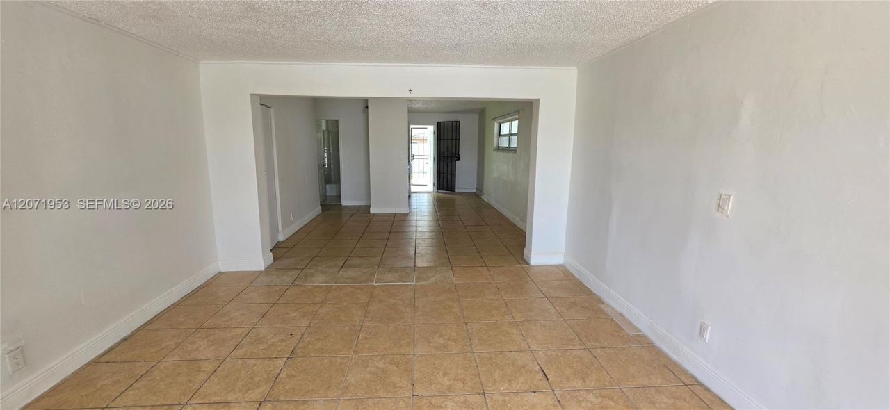 2230 Service Rd , Opa Locka, FL 33054 Photo