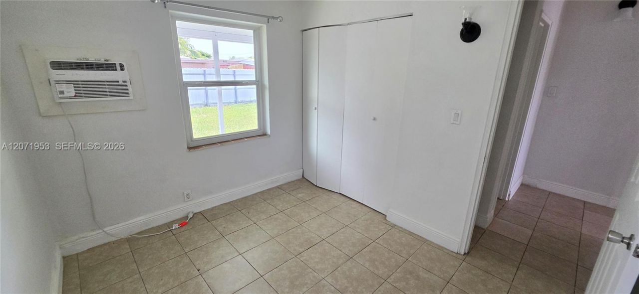 2230 Service Rd , Opa Locka, FL 33054 Photo