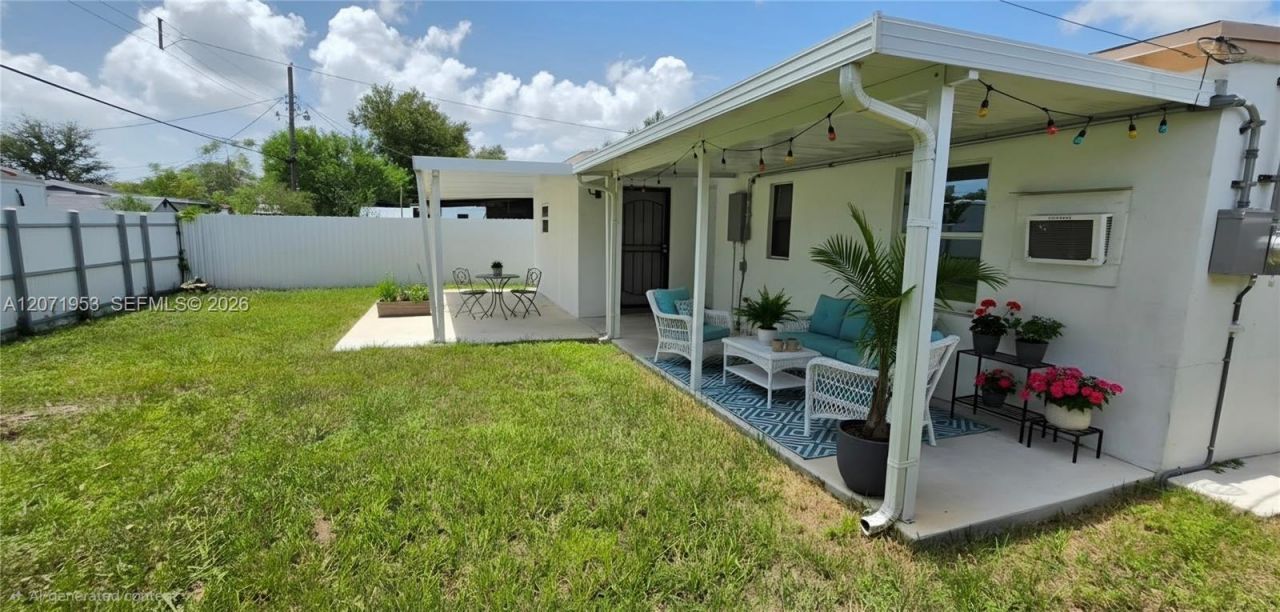 2230 Service Rd , Opa Locka, FL 33054 Photo
