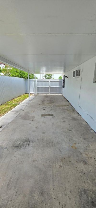 2230 Service Rd , Opa Locka, FL 33054 Photo