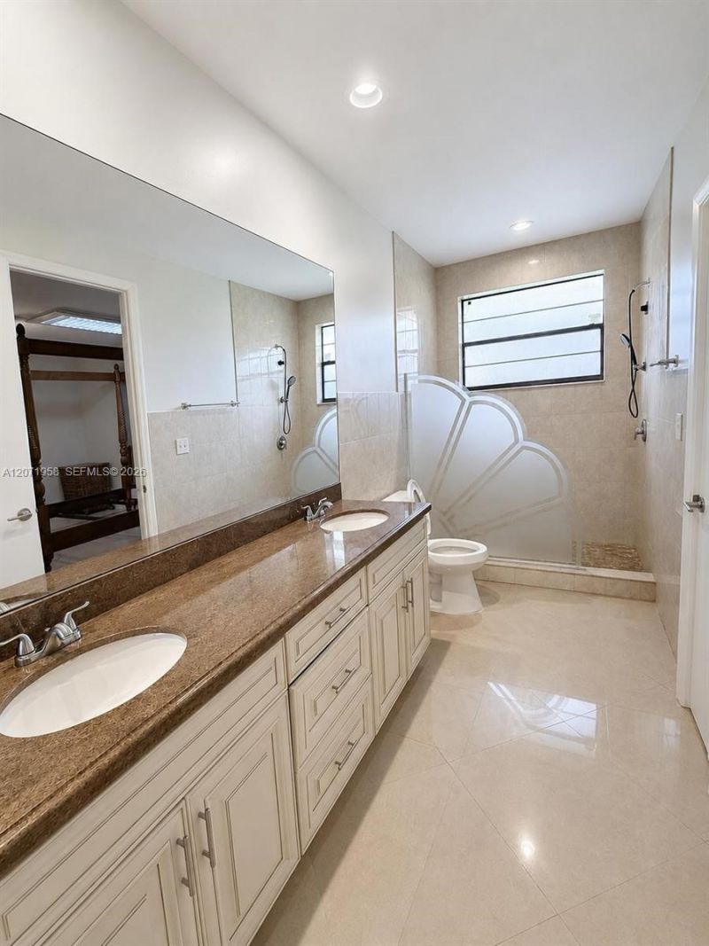 8142 Silver Palm Ct , Unit 17, Tamarac, FL 33321 Photo