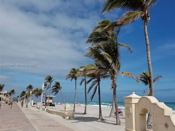 315 Van Buren St , Unit 107B, Hollywood, FL 33019