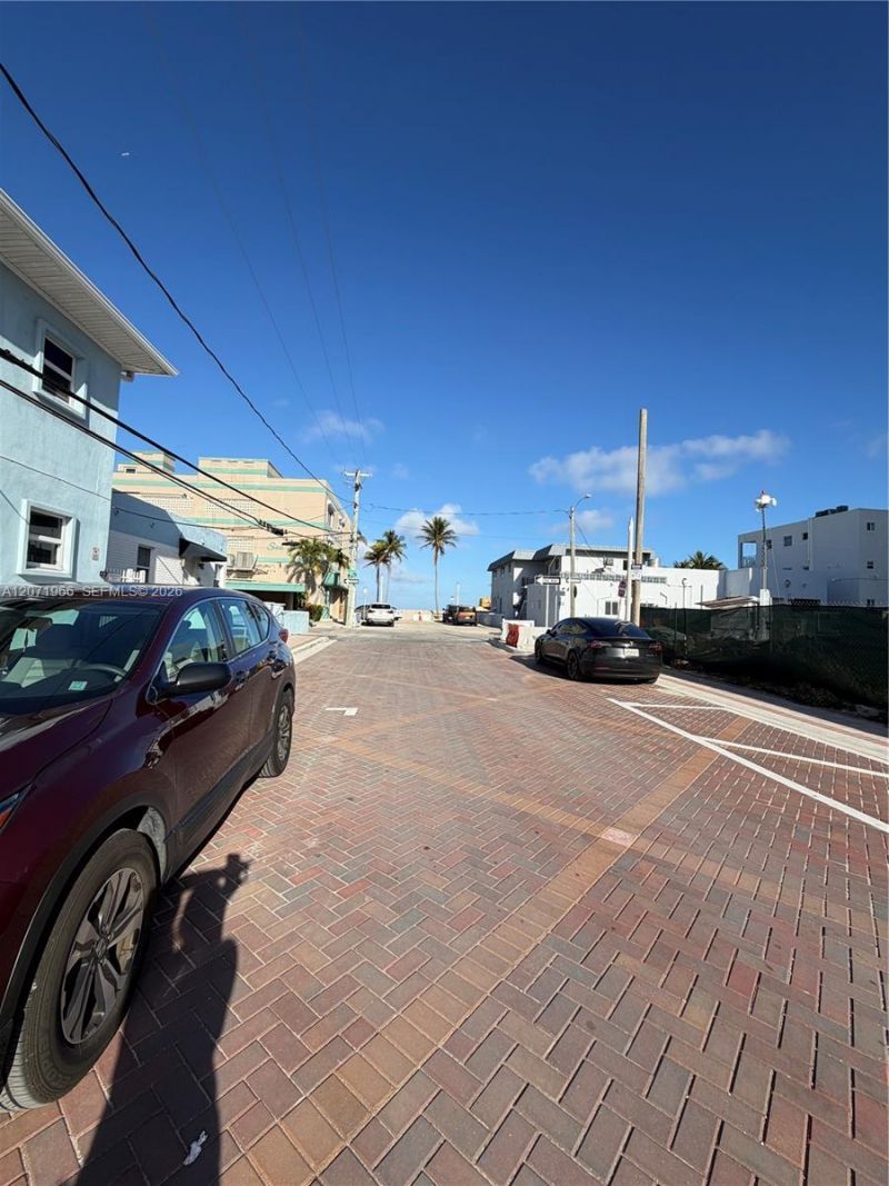 315 Van Buren St , Unit 107B, Hollywood, FL 33019 Photo