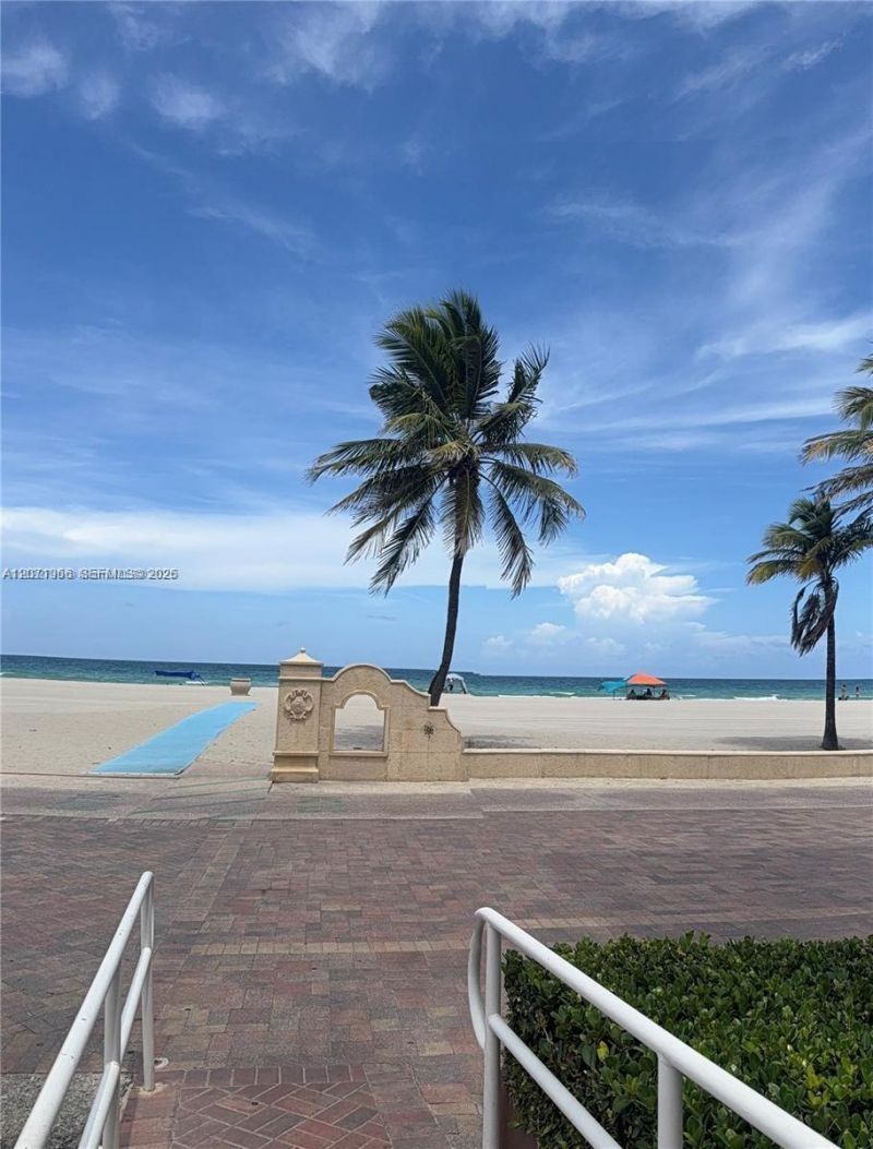 315 Van Buren St , Unit 107B, Hollywood, FL 33019 Photo
