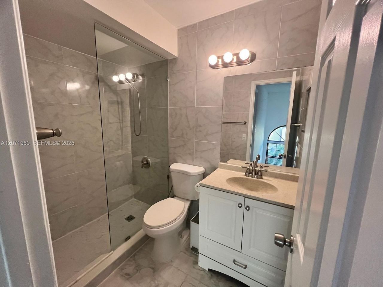 1133 NE 210th Ter , Miami, FL 33179 Photo