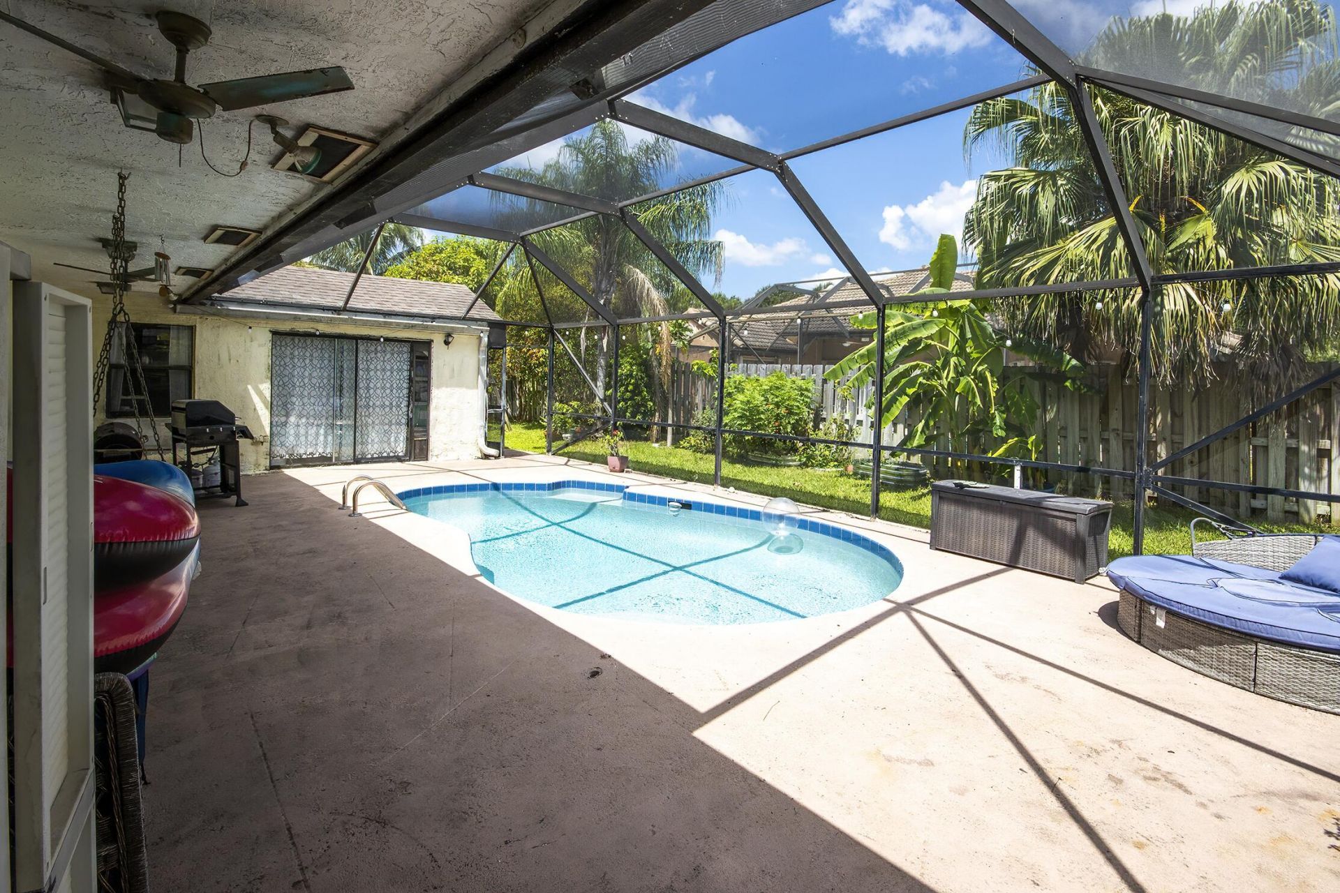 35 Cedar Circle, Boynton Beach, FL 33436 Photo