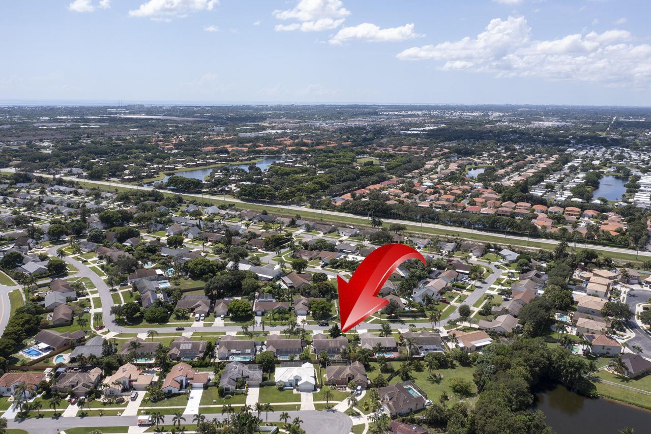 35 Cedar Circle, Boynton Beach, FL 33436 Photo