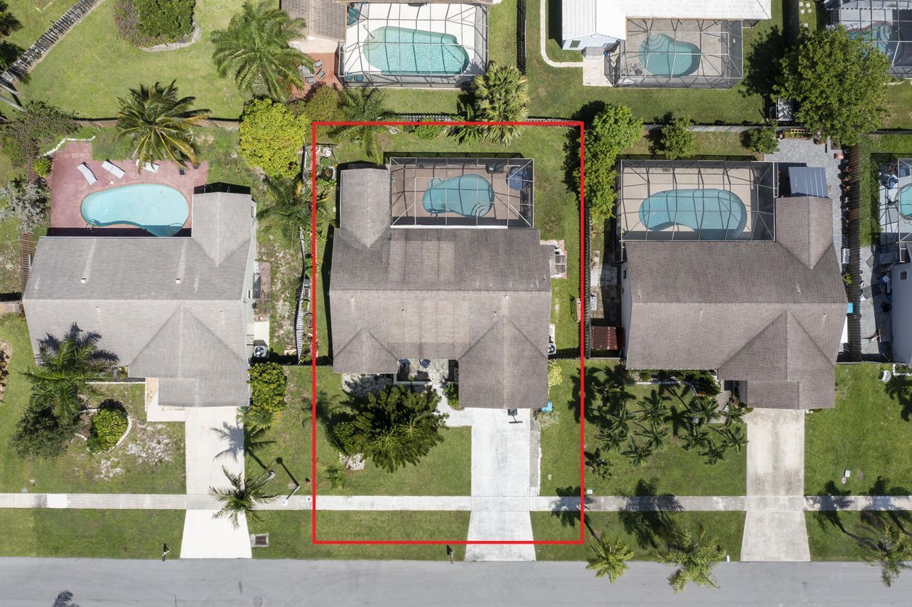 35 Cedar Circle, Boynton Beach, FL 33436 Photo