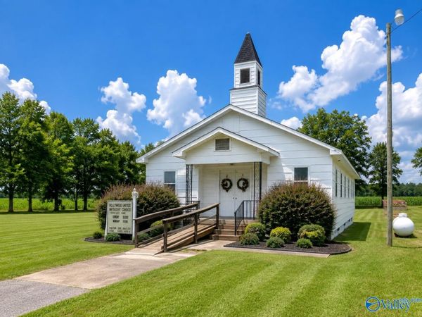 6555 County Road 33, Hollywood, AL 35752